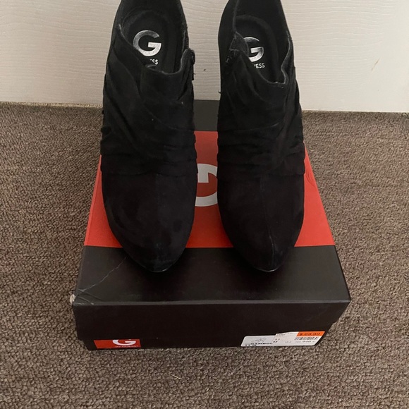 Guess Booties - Picture 7 of 9